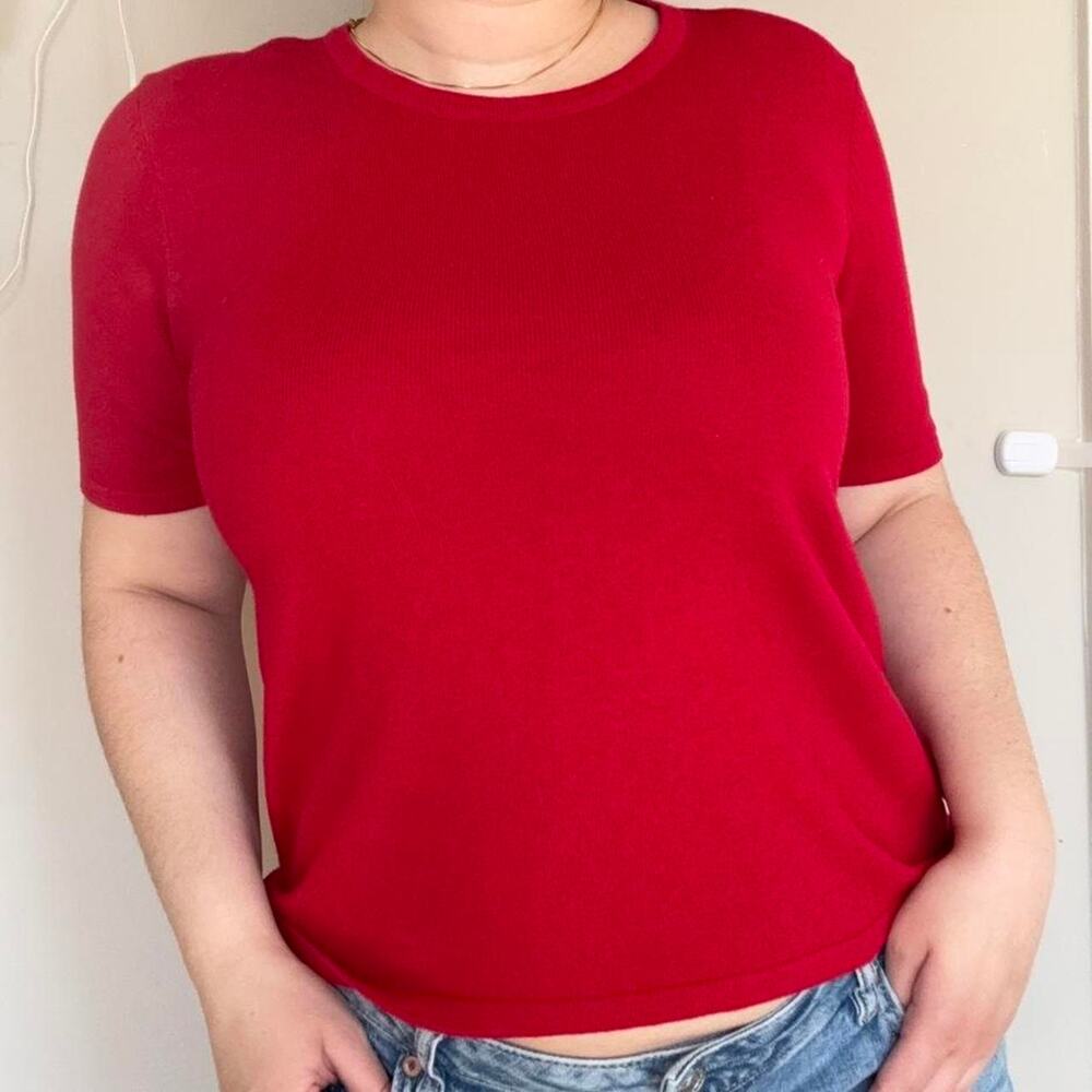 Vintage red cropped sweater tee